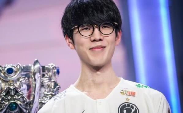 Legacy , M80 , ECSTATIC , 和 FlyQuest 获得 BLAST Open Fall 2025 资格