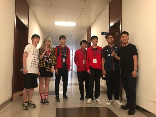 LOL历史上的今天——IG打出SKT黑历史1557